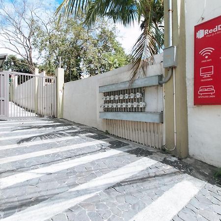 Reddoorz Plus @ A Rita Street San Juan San Juan  Exteriér fotografie